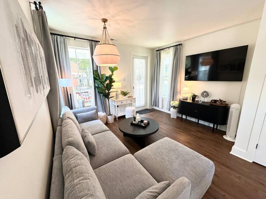 Cute And Cozy Comfy Birds Junior - 1 Mile To Dwntn Ocean Springs, Near With Golf Cart * Ocean Springs